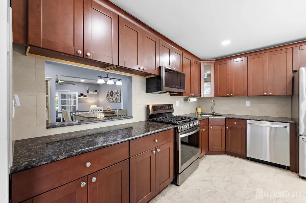 344 Constitution Circle North Brunswick, NJ 08902