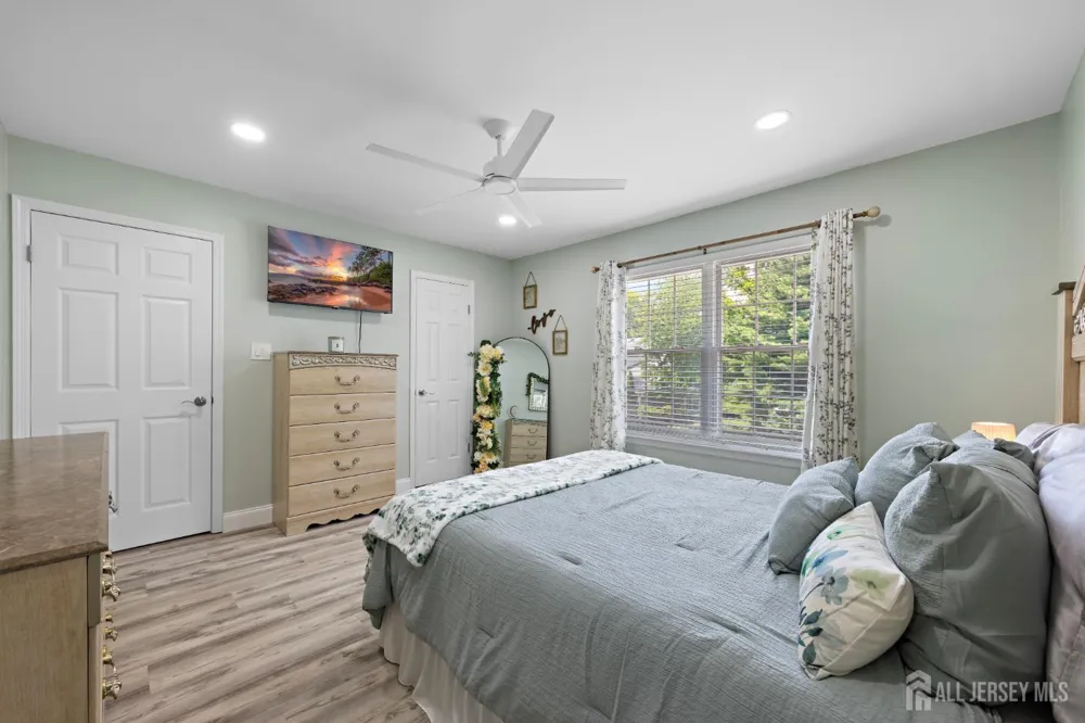 344 Constitution Circle North Brunswick, NJ 08902