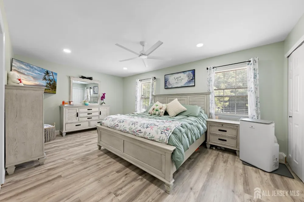 344 Constitution Circle North Brunswick, NJ 08902