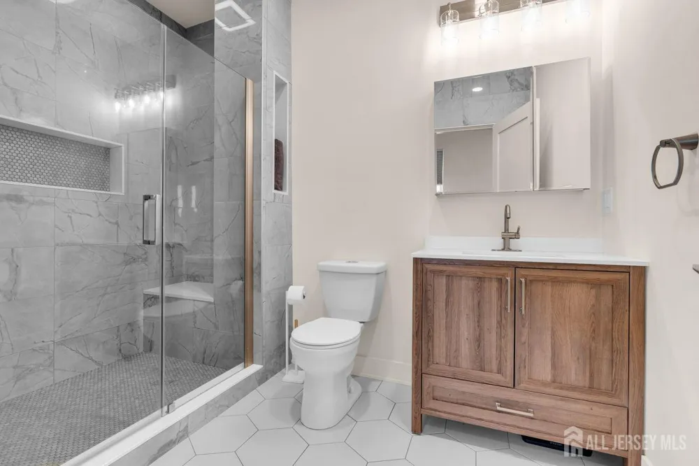 532 Lorillard Avenue Union Beach, NJ 07735