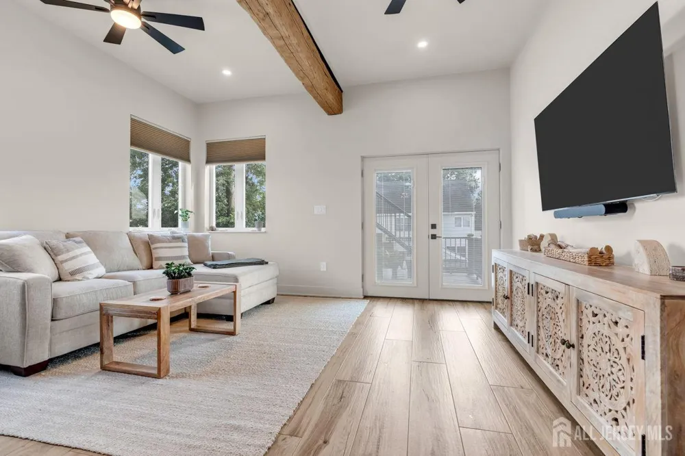 532 Lorillard Avenue Union Beach, NJ 07735