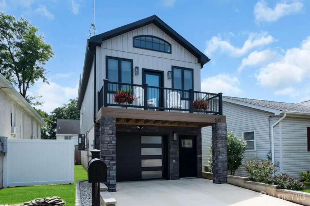 532 Lorillard Avenue Union Beach, NJ 07735