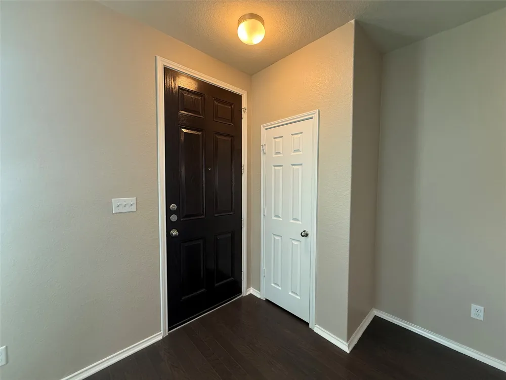225 Russet Trail Georgetown, TX 78628