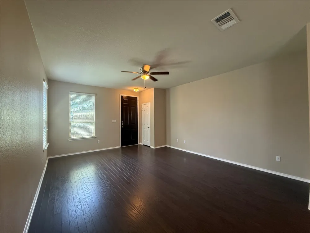 225 Russet Trail Georgetown, TX 78628