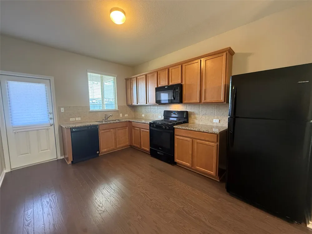 225 Russet Trail Georgetown, TX 78628