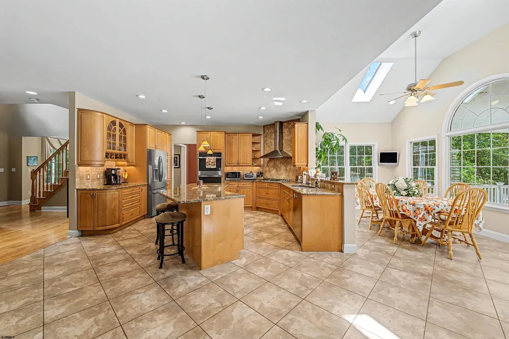 6232 Cypress Mays Landing, NJ 08330