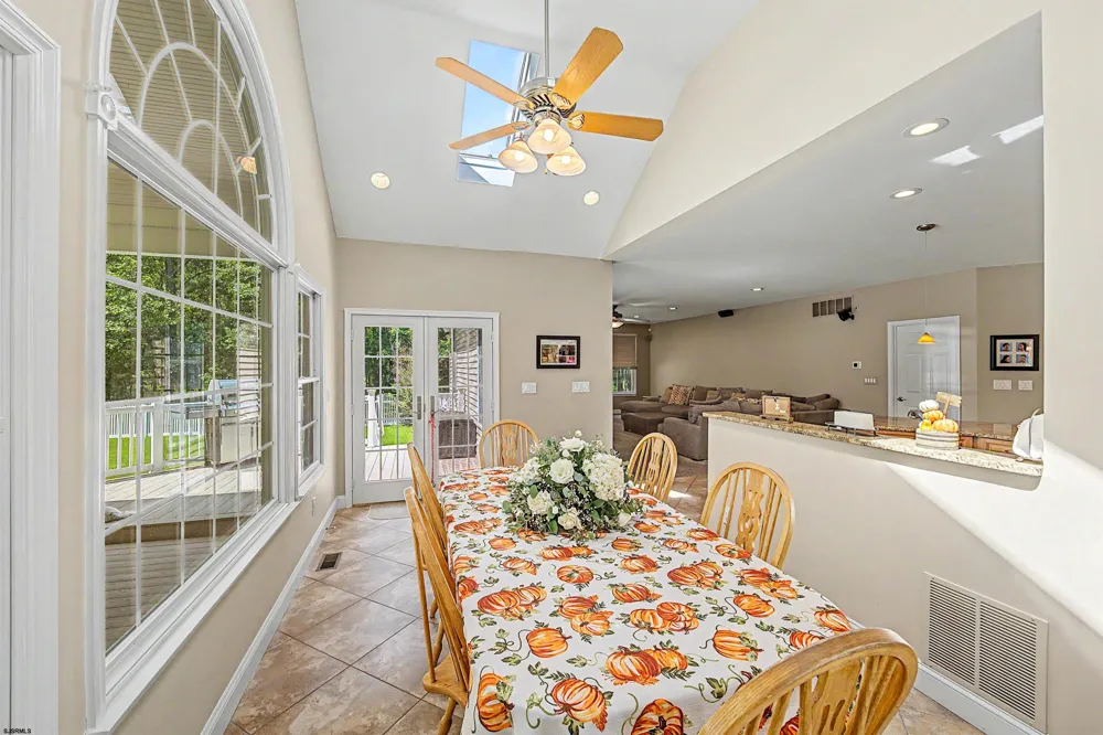 6232 Cypress Mays Landing, NJ 08330
