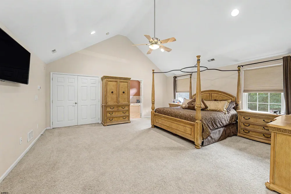 6232 Cypress Mays Landing, NJ 08330