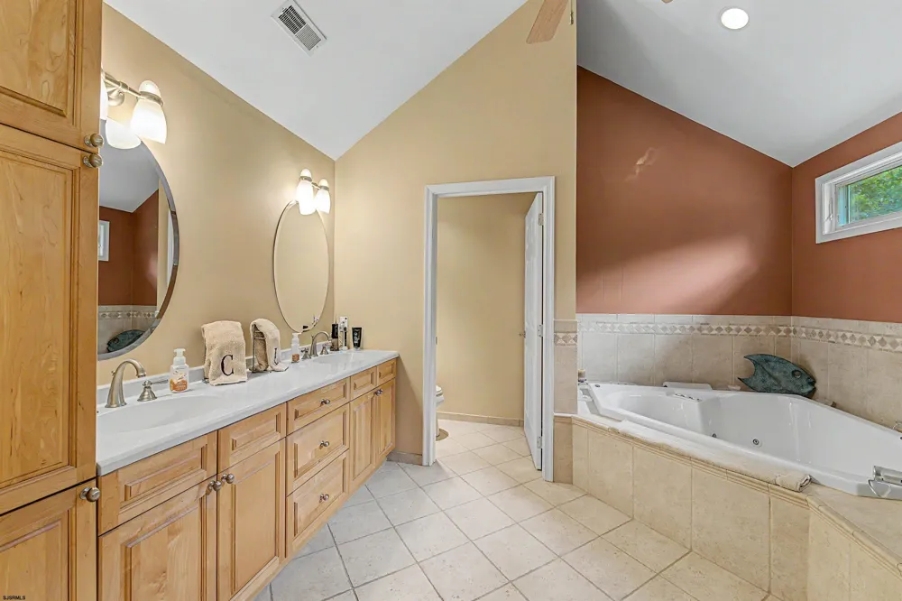 6232 Cypress Mays Landing, NJ 08330