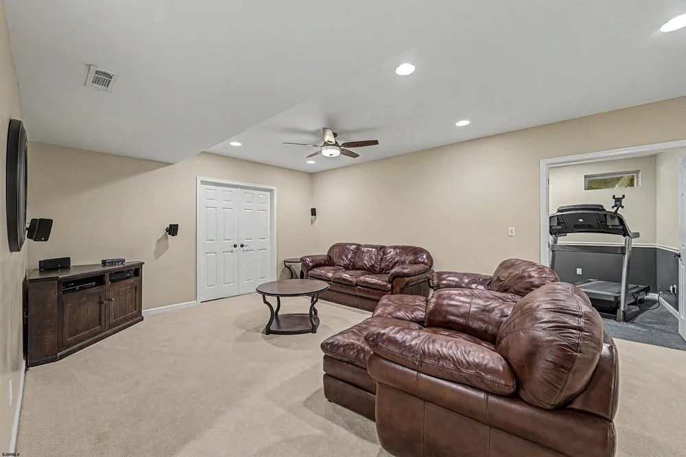 6232 Cypress Mays Landing, NJ 08330