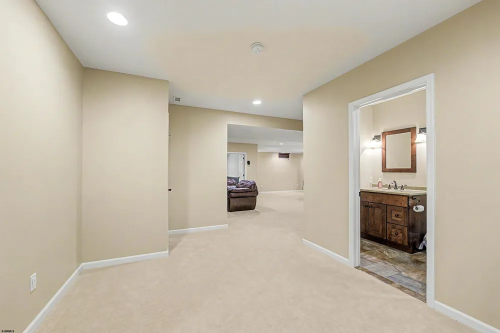 6232 Cypress Mays Landing, NJ 08330