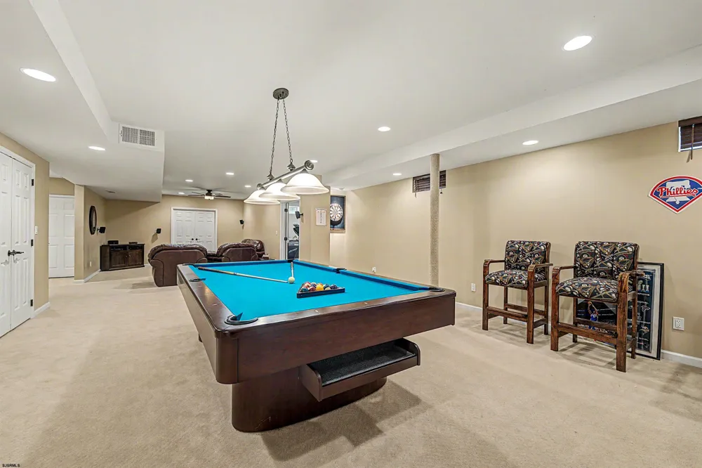 6232 Cypress Mays Landing, NJ 08330