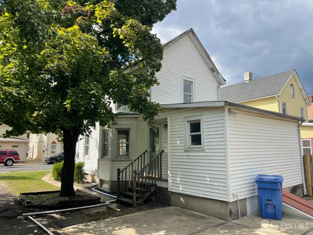 11 William Street South River, NJ 08882