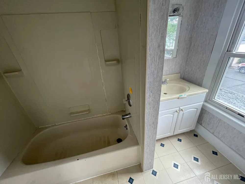 11 William Street South River, NJ 08882