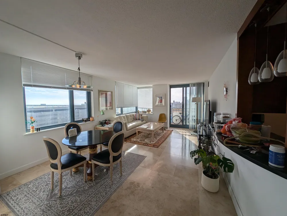 526 Pacific Ave Atlantic City, NJ 08401