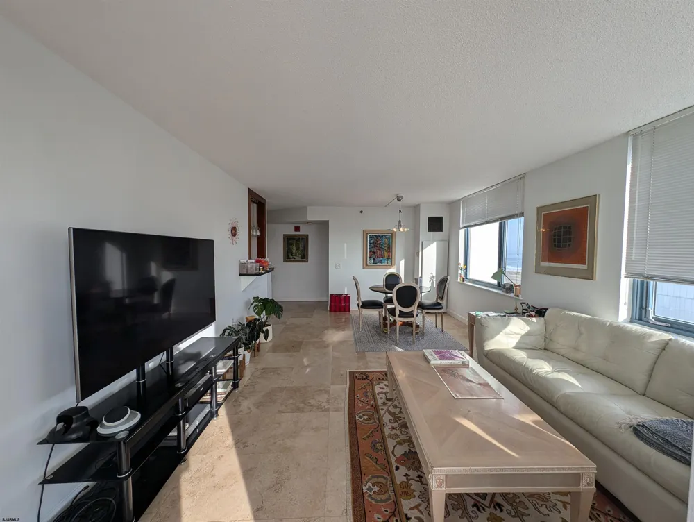 526 Pacific Ave Atlantic City, NJ 08401