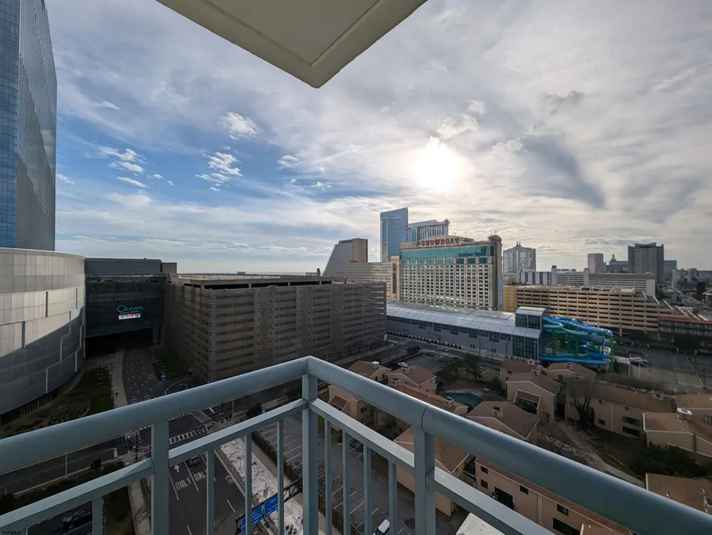 526 Pacific Ave Atlantic City, NJ 08401