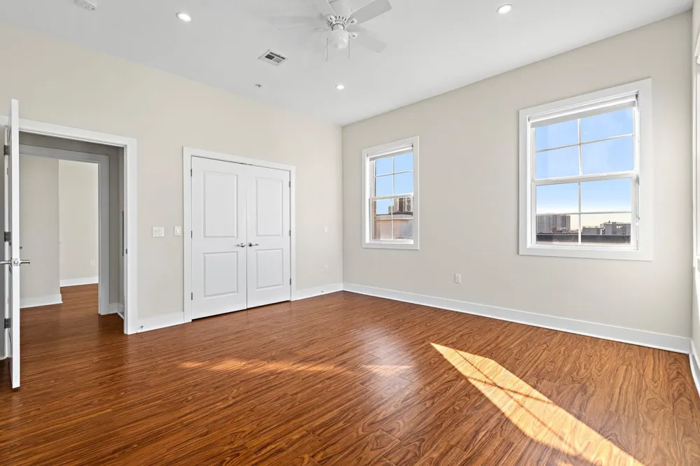 6200 HUDSON AVE West New York, NJ 07093