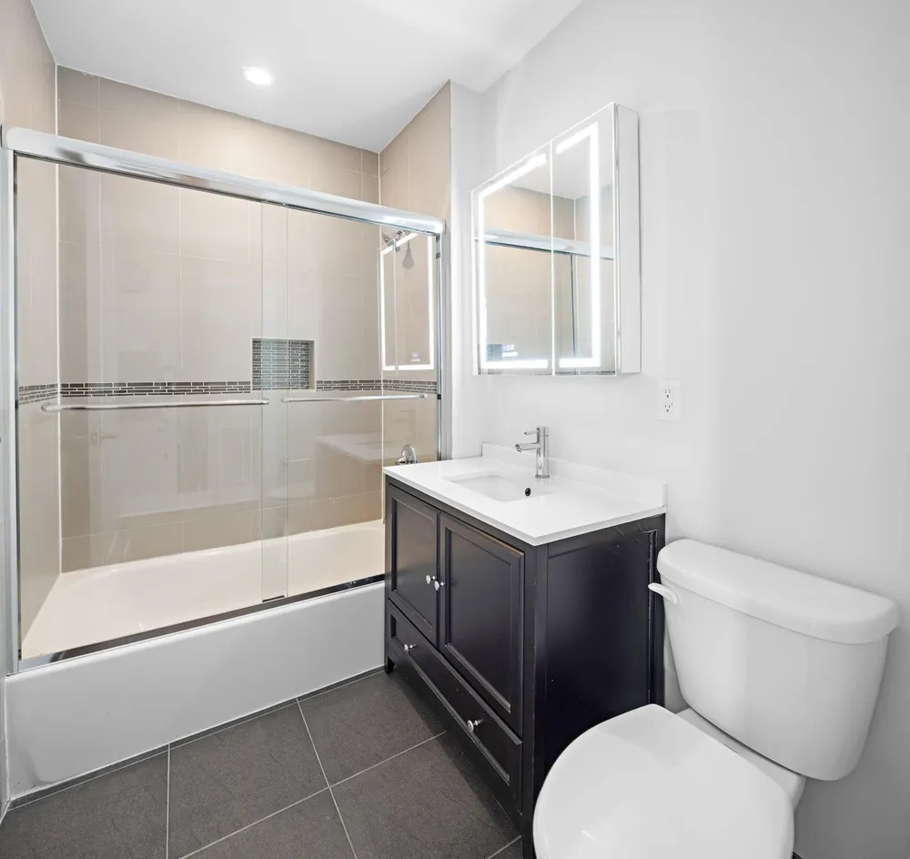 6200 HUDSON AVE West New York, NJ 07093