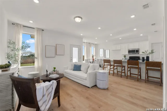 5714 QUARTZ TER San Antonio, TX 78222