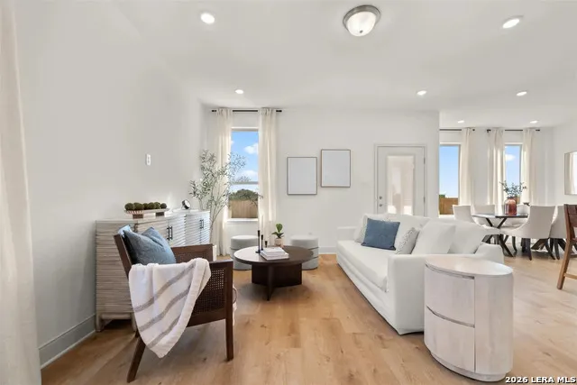 5714 QUARTZ TER San Antonio, TX 78222