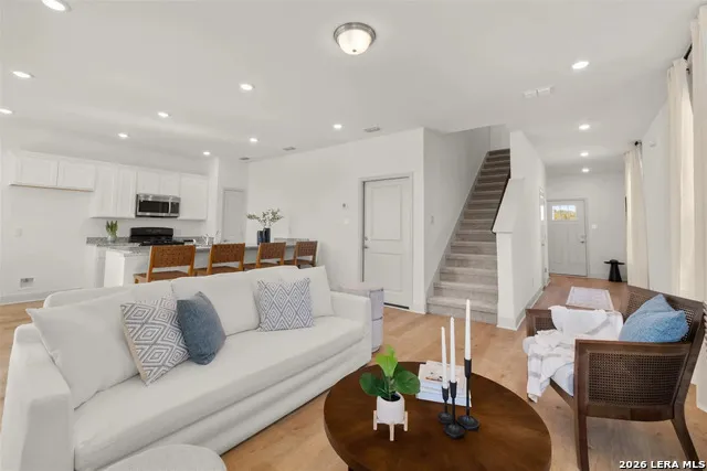 5714 QUARTZ TER San Antonio, TX 78222