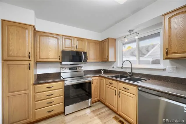 9943 W Progress Place Littleton, CO 80123