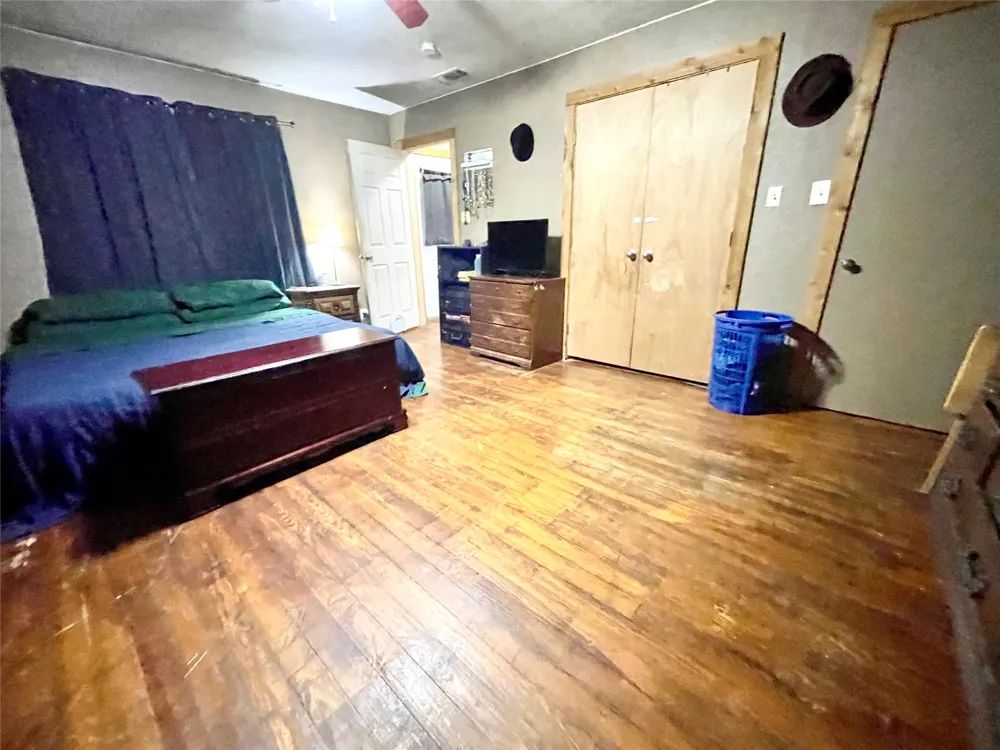 209 Bowie Street Jacksboro, TX 76458