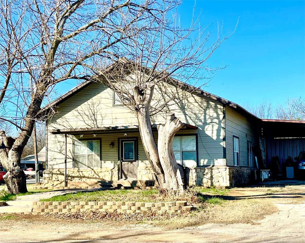 209 Bowie Street Jacksboro, TX 76458