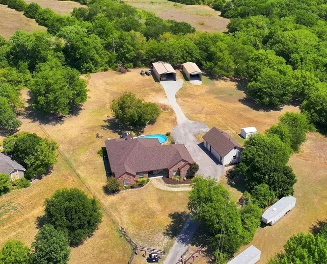 1000 Ridgeway Court Lowry Crossing, TX 75069