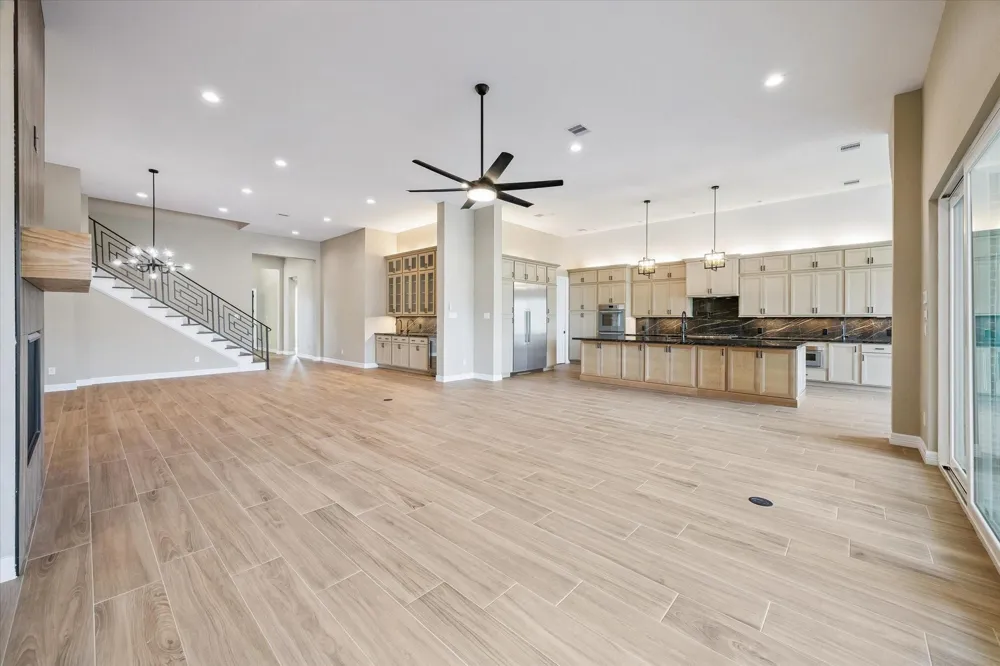 620 Appia Drive Kemah, TX 77565