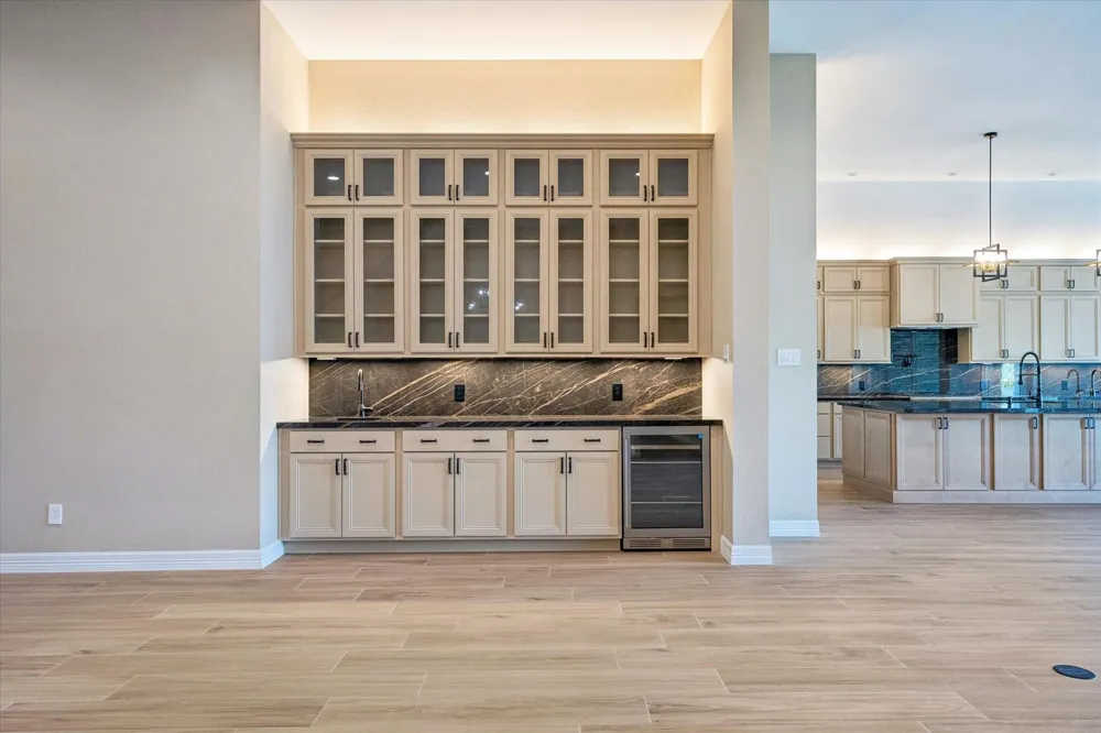 620 Appia Drive Kemah, TX 77565
