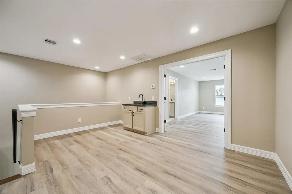 620 Appia Drive Kemah, TX 77565