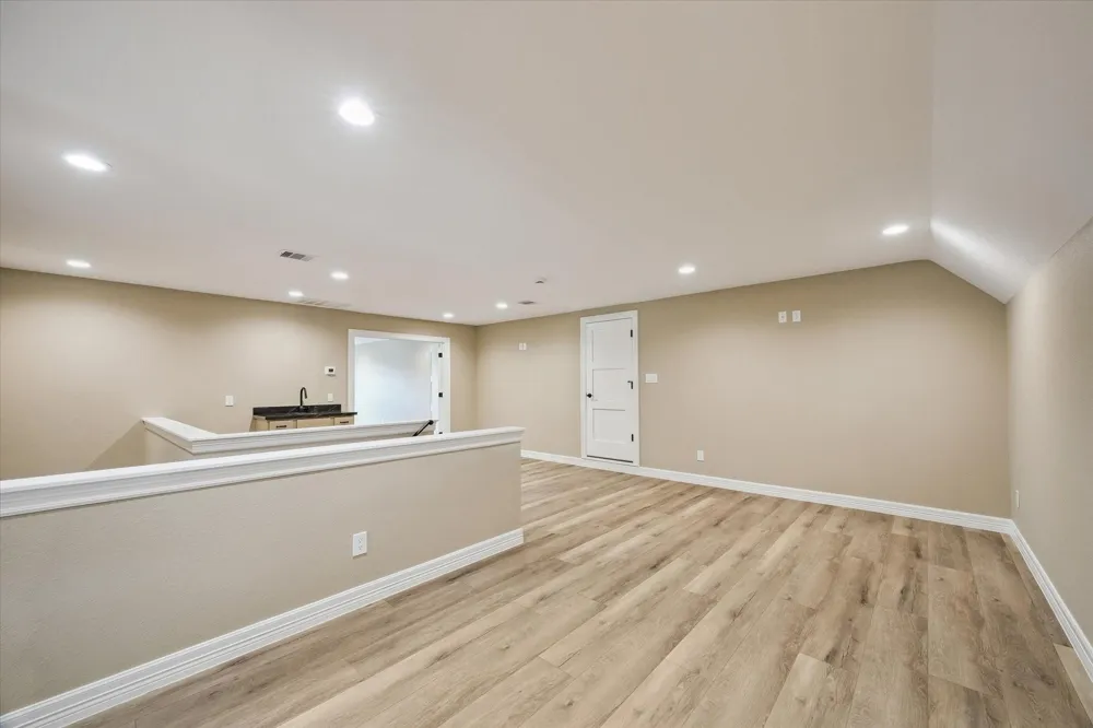 620 Appia Drive Kemah, TX 77565