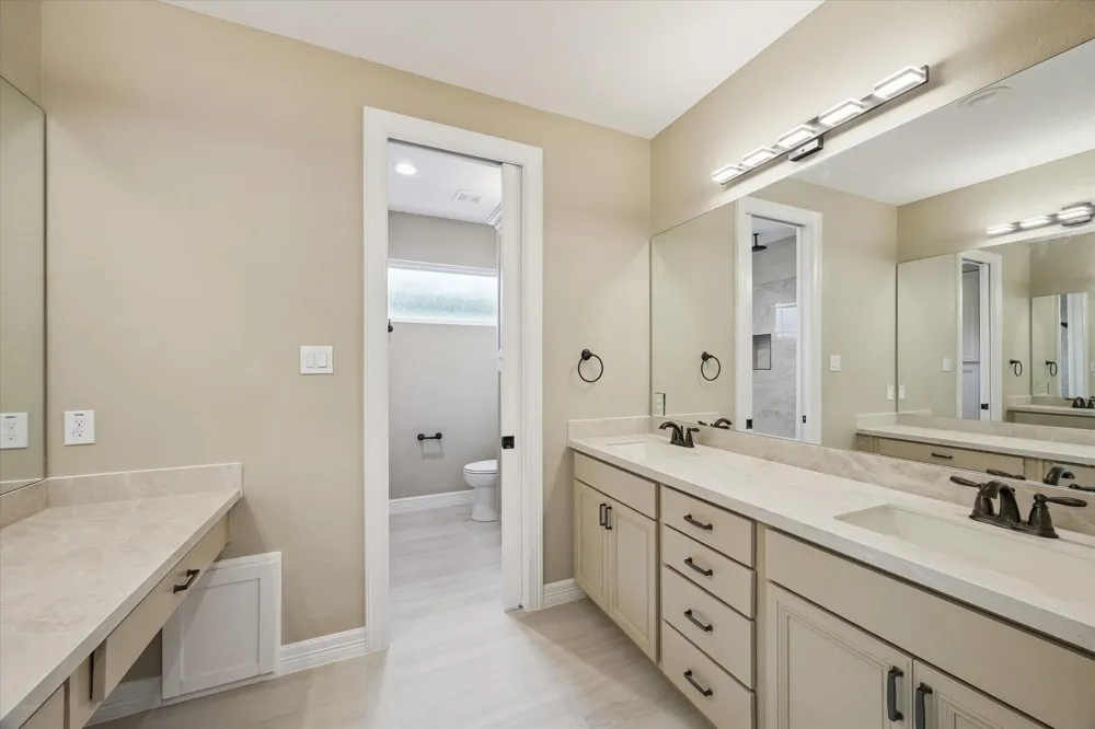 620 Appia Drive Kemah, TX 77565