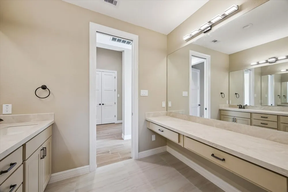 620 Appia Drive Kemah, TX 77565