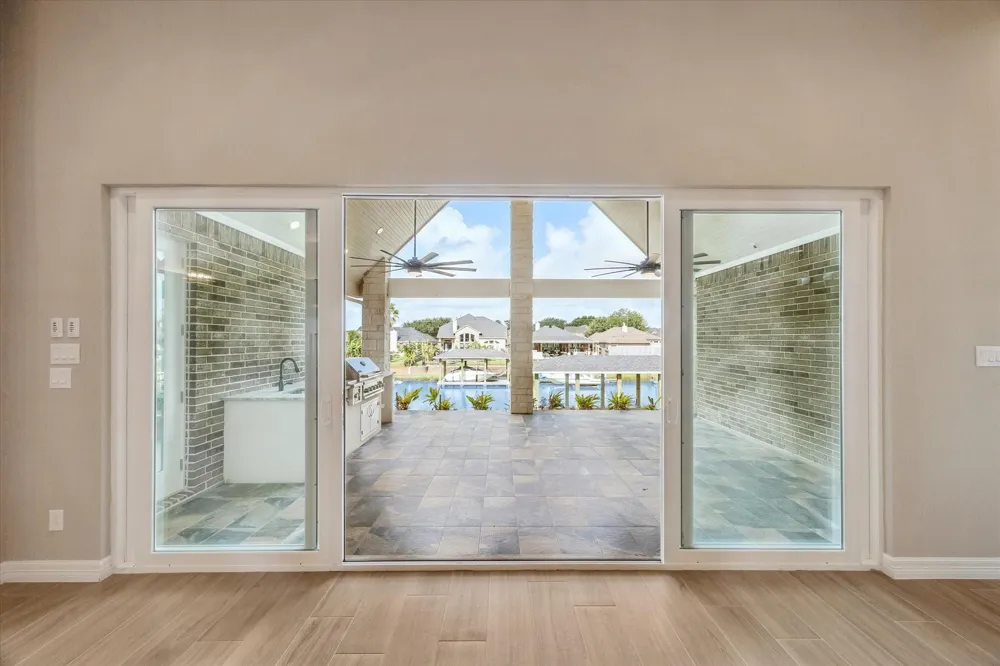 620 Appia Drive Kemah, TX 77565