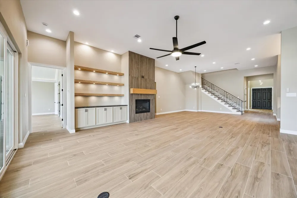 620 Appia Drive Kemah, TX 77565