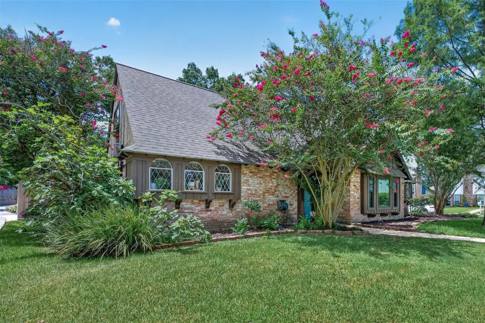 4114 Willow Hill Drive Seabrook, TX 77586