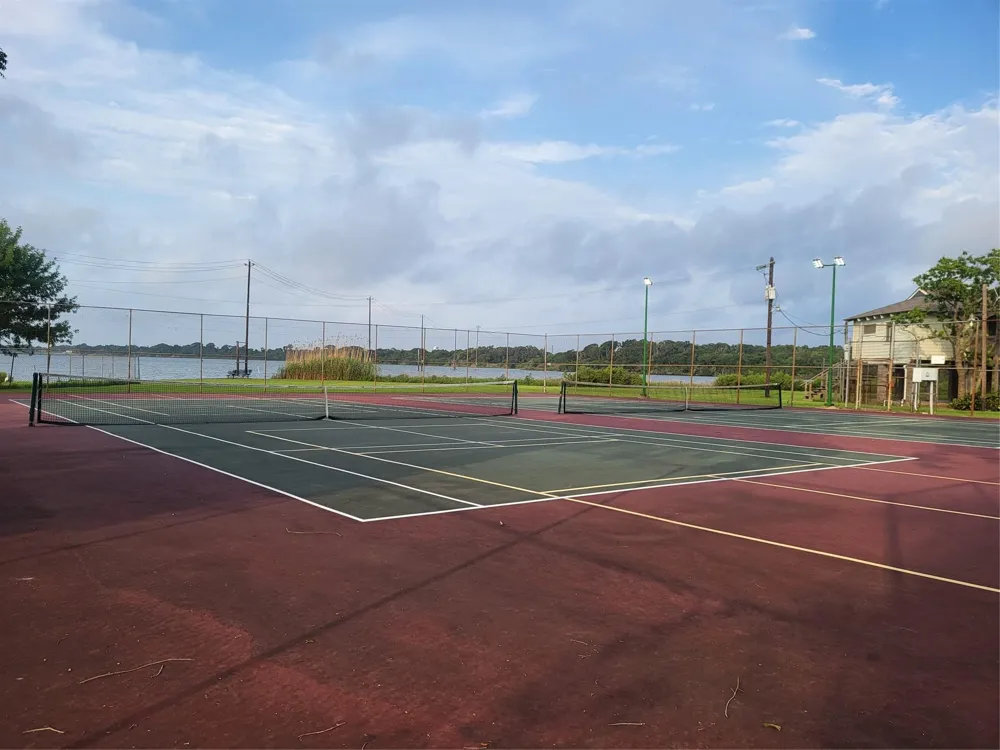 4114 Willow Hill Drive Seabrook, TX 77586