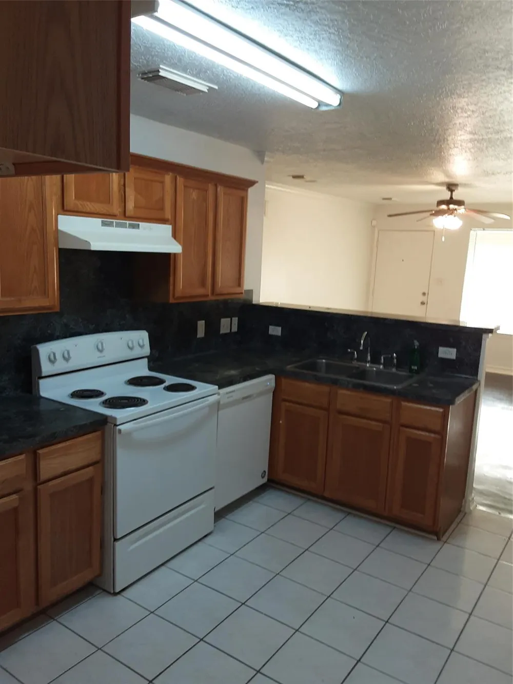 11827 Cape Hyannis Drive Houston, TX 77048