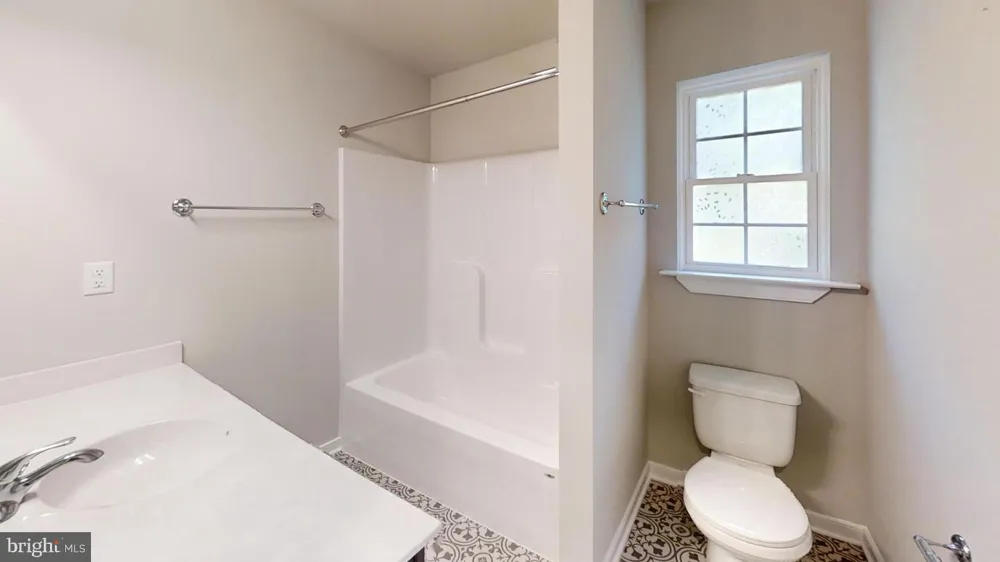 38 MARWOOD DR Palmyra, VA 22963