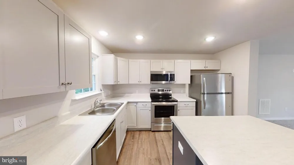 38 MARWOOD DR Palmyra, VA 22963