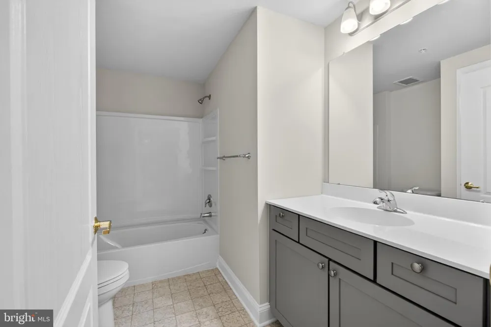 3000 FOUNTAINVIEW CIRCLE #3315 Newark, DE 19713