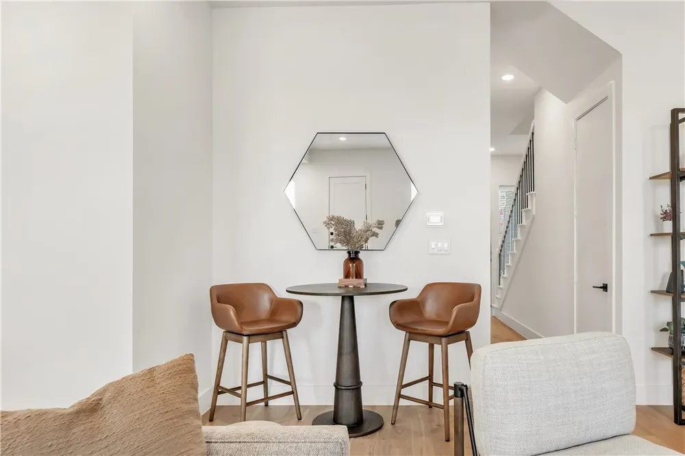 2914 Shepherd #1303 College Station, TX 77840
