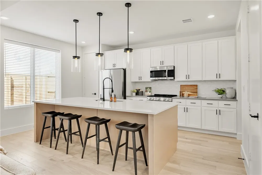 2914 Shepherd #1303 College Station, TX 77840
