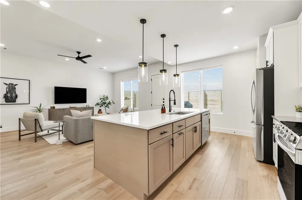 2914 Shepherd #1303 College Station, TX 77840