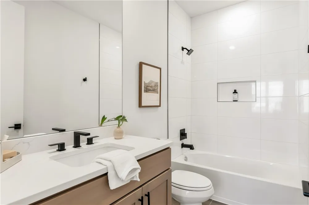2914 Shepherd #1303 College Station, TX 77840
