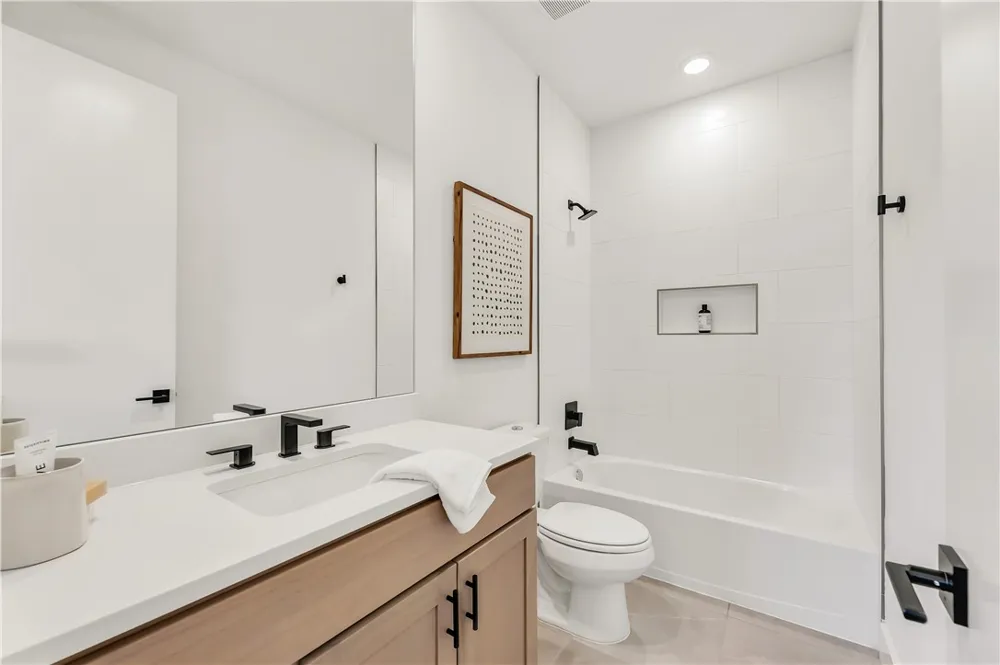 2914 Shepherd #1303 College Station, TX 77840