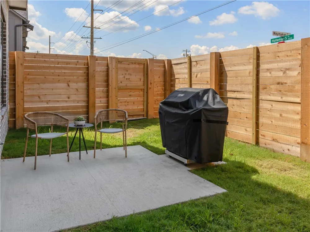 2914 Shepherd #1303 College Station, TX 77840